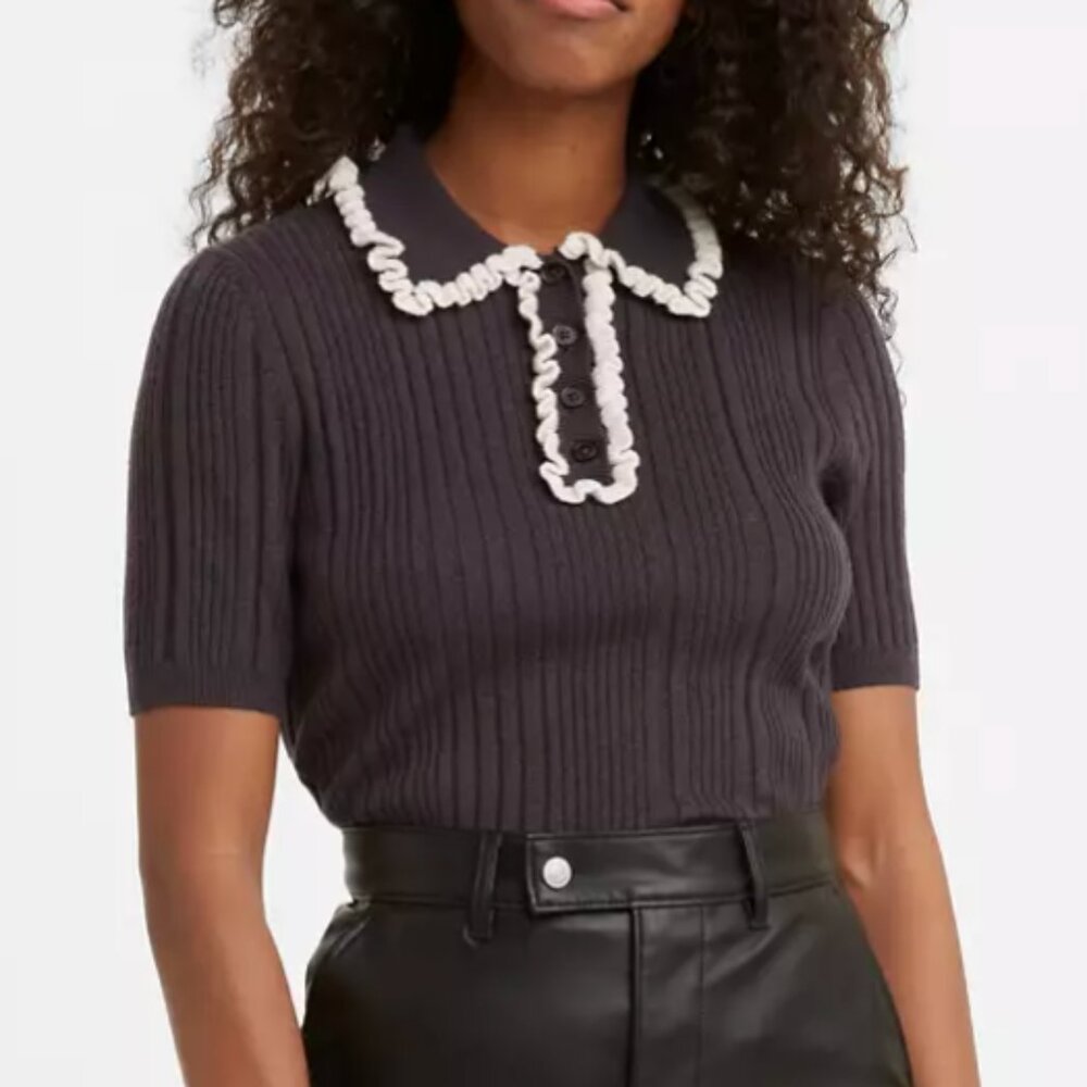 Dark Gray Levi’s Short Sleeve Polo Sweater Size Medium